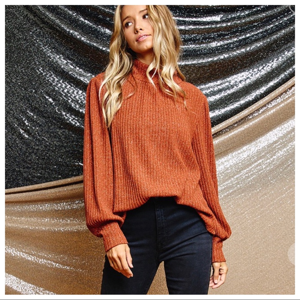 Gorgeous Mock Neck Keyhole Back Top - Picture 5 of 6